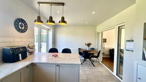 Photo 7- click for photo gallery